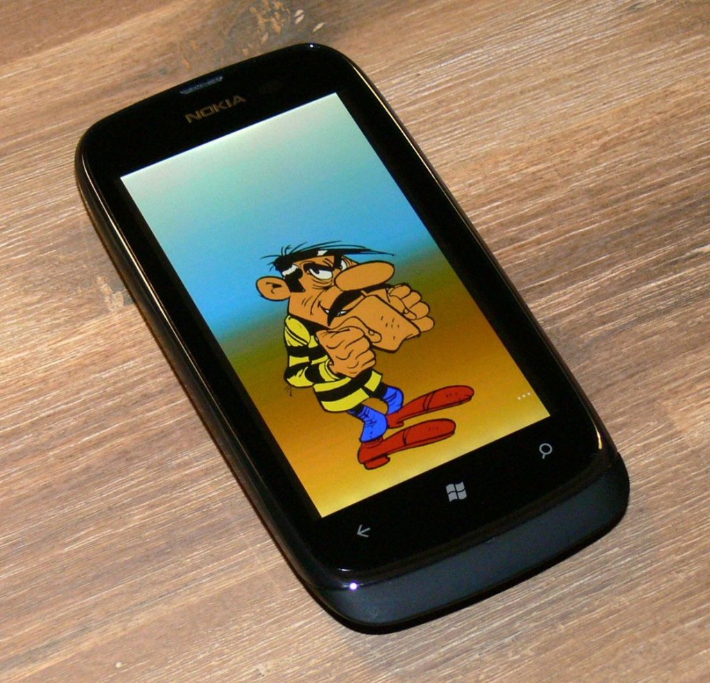 Nokia-Lumia610-Bandit - SmartTechNews