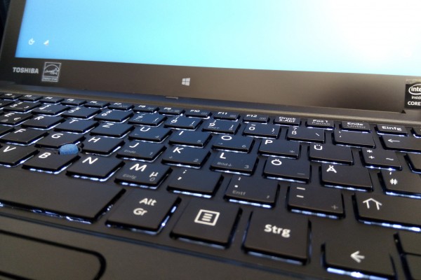 Tastaturbeleuchtung - Toshiba Ultrabook Portégé Z20t - SmartTechNews Tastaturbeleuchtung des Toshiba Portégé