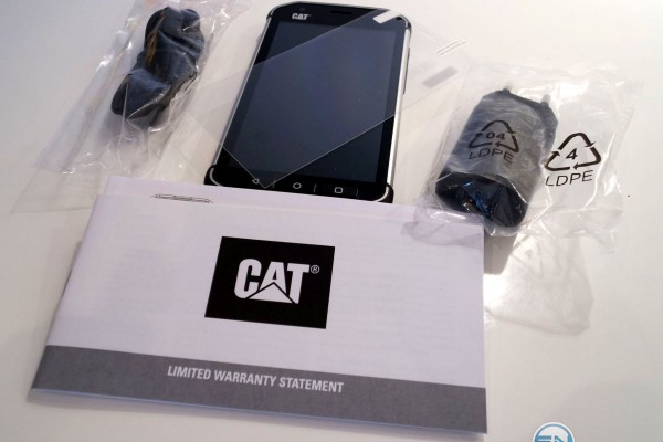 Cat S40 - SmartTechNews - Produktbilder 3