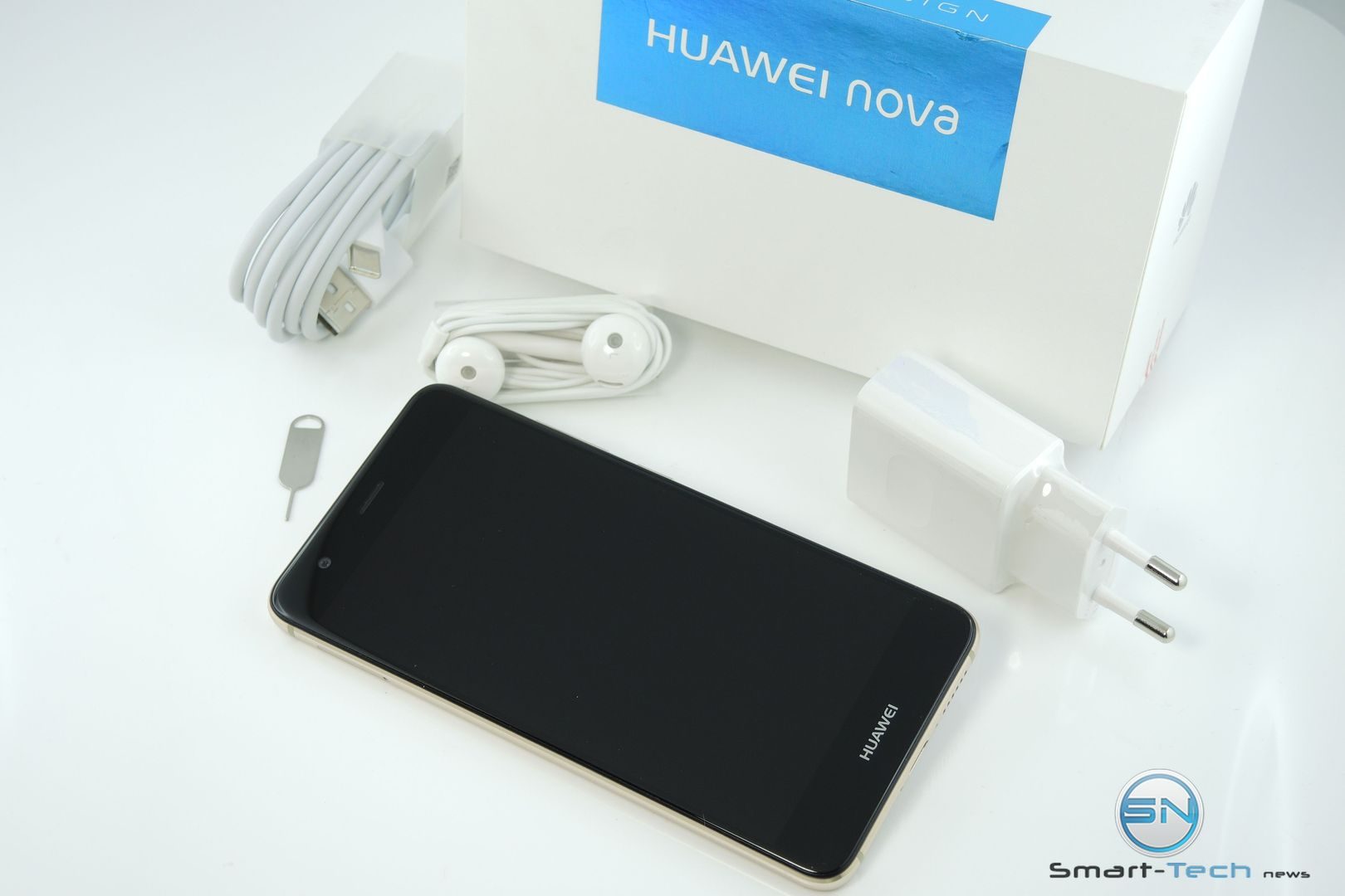 unboxing-huawei-nova-smarttechnews