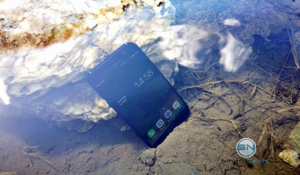 Samsung A5 (2017) im Wasser - SmartTechNews